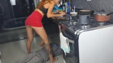 Naughty housewife flashes plumber in doggy style 4k porn