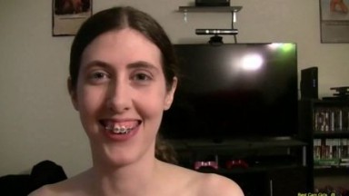 Ugly English Looking Chick With Big Nice Tits Sucks On