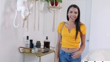 Gold Digger Teen Rachel River let a Rich Guy Creampie h