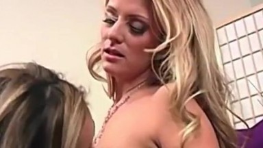 Beautiful lesbian amateurs play for the first time (Beauty Dior, Isabella Sky)