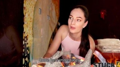 STUCK4K. Erotic novel turns into reality when man starts fucking girl (Leanne Lace)