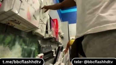 Flashing To This Lady And Captured Her Reactions In The End. Chk Tele For Full Video