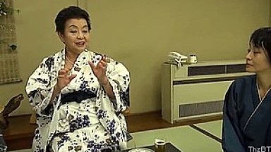Horny asian dude banging a granny HD