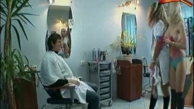 05. LEADER OF THE PROGRAM (FITTING IN THE HAIRDRESSER'S)