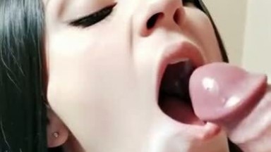 So much cum spilled and almost all of it missed her mouth