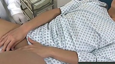 Yo euro brunette giving head to her ob gyn HD