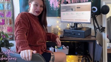 My Curvy MILF Step-sis Let Me Rub My Dick Against Her Muff But I Couldn't Help Fucking Her